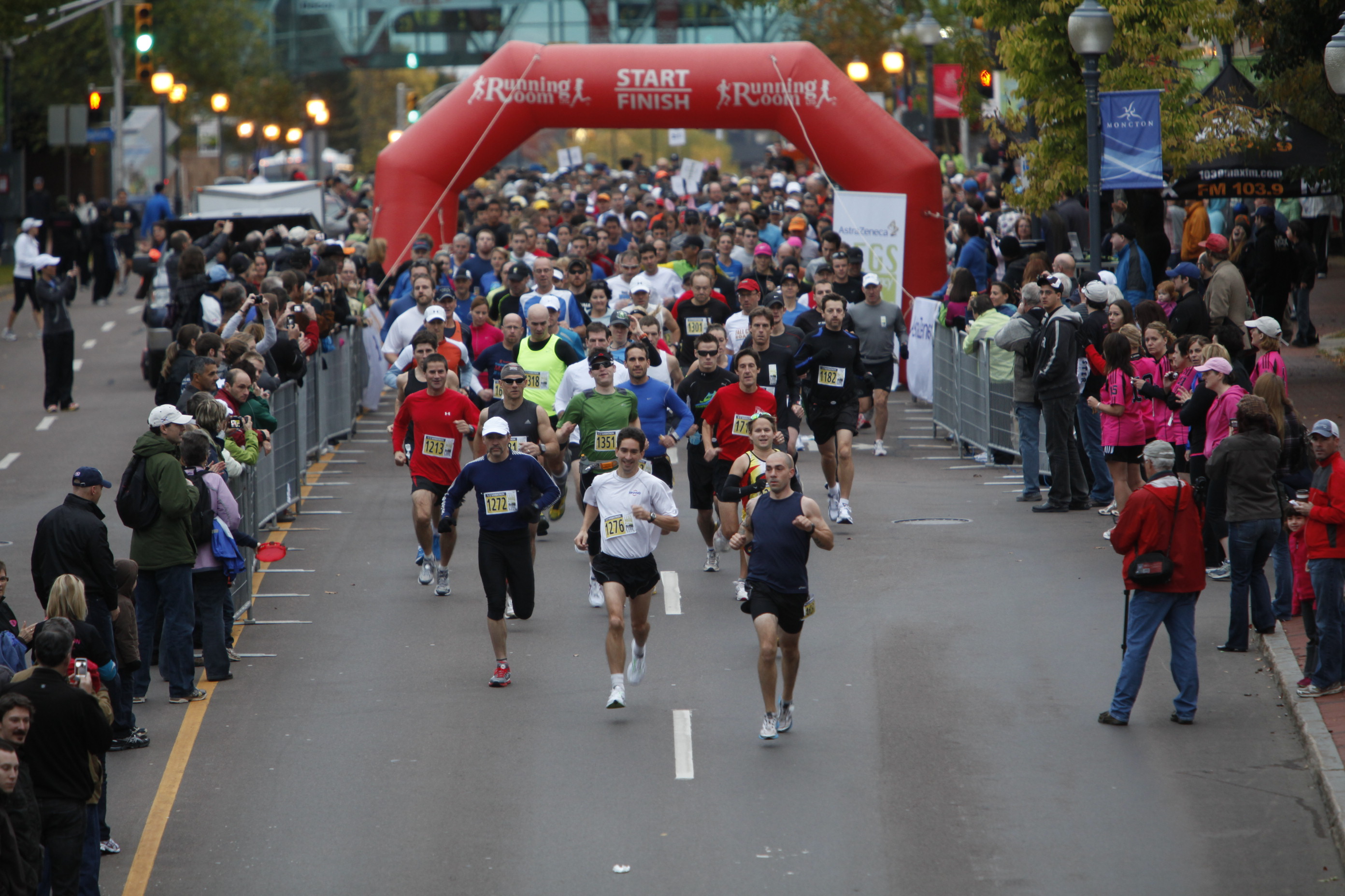 AstraZeneca Legs For Literacy / Courir Pour Lire 